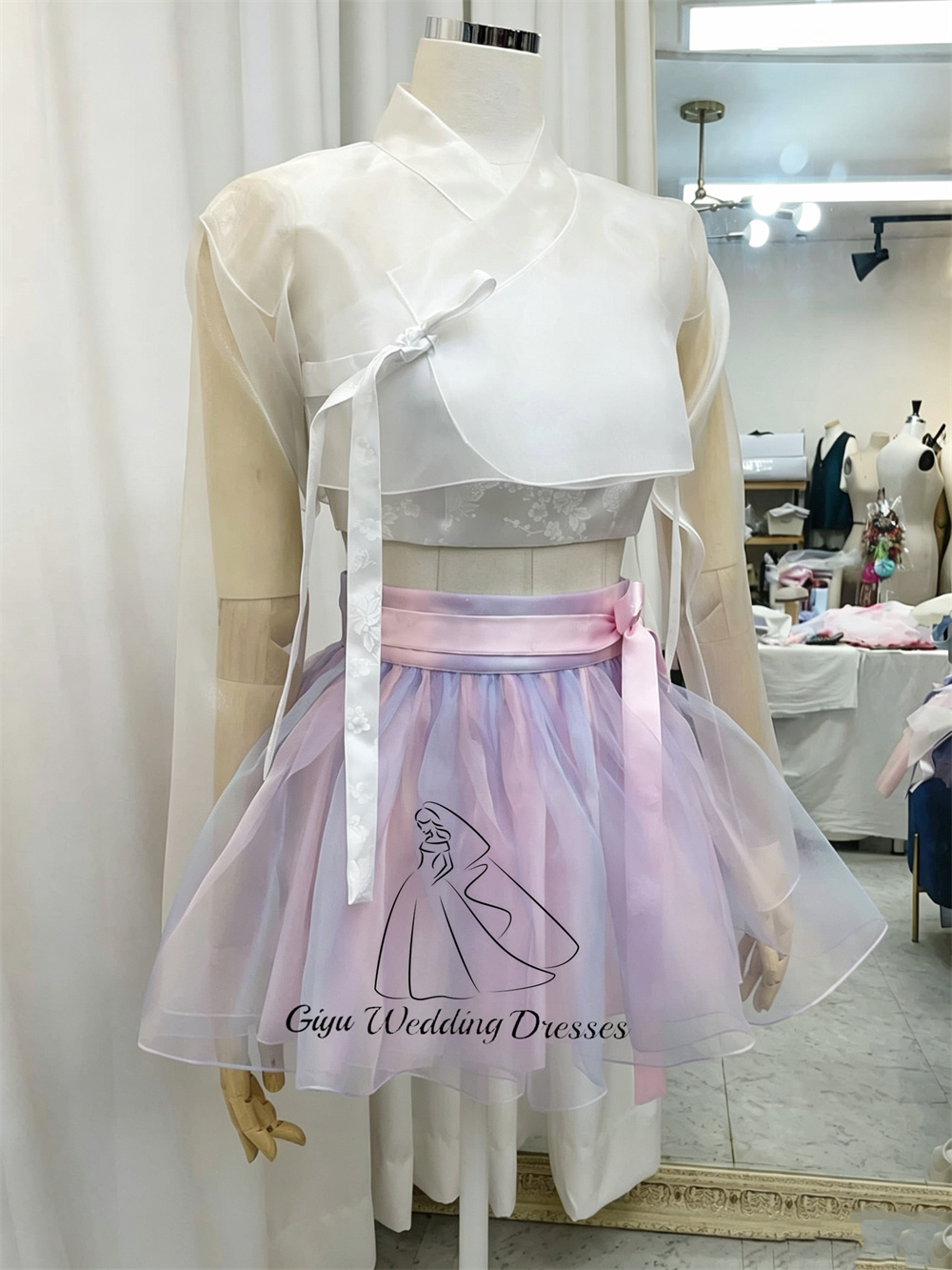 Conjunto de Hanbok Moderno Cor - Hanbok Modern Set avaliação e preço